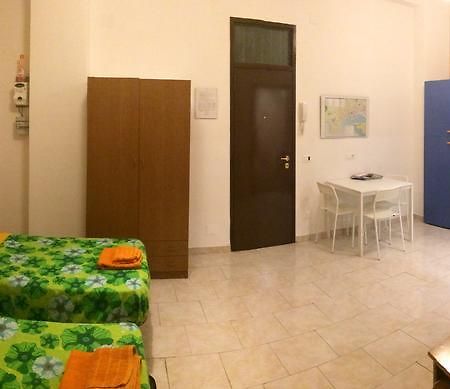 Fragolina Bed & Breakfast เนเปิลส์ ภายนอก รูปภาพ