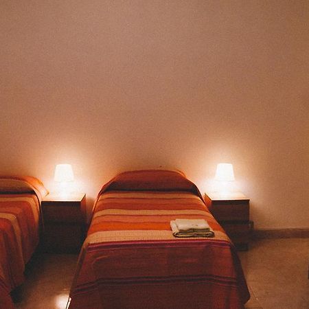 Fragolina Bed & Breakfast เนเปิลส์ ภายนอก รูปภาพ